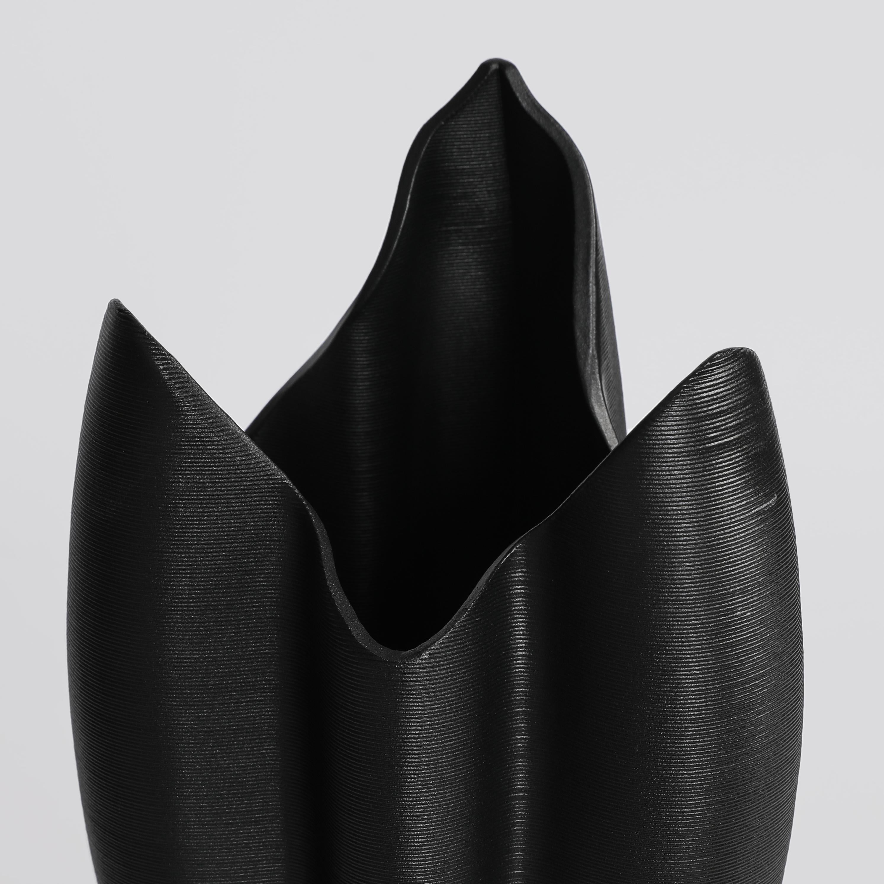 3D-Printed Black Ceramic Petal Crest Vase