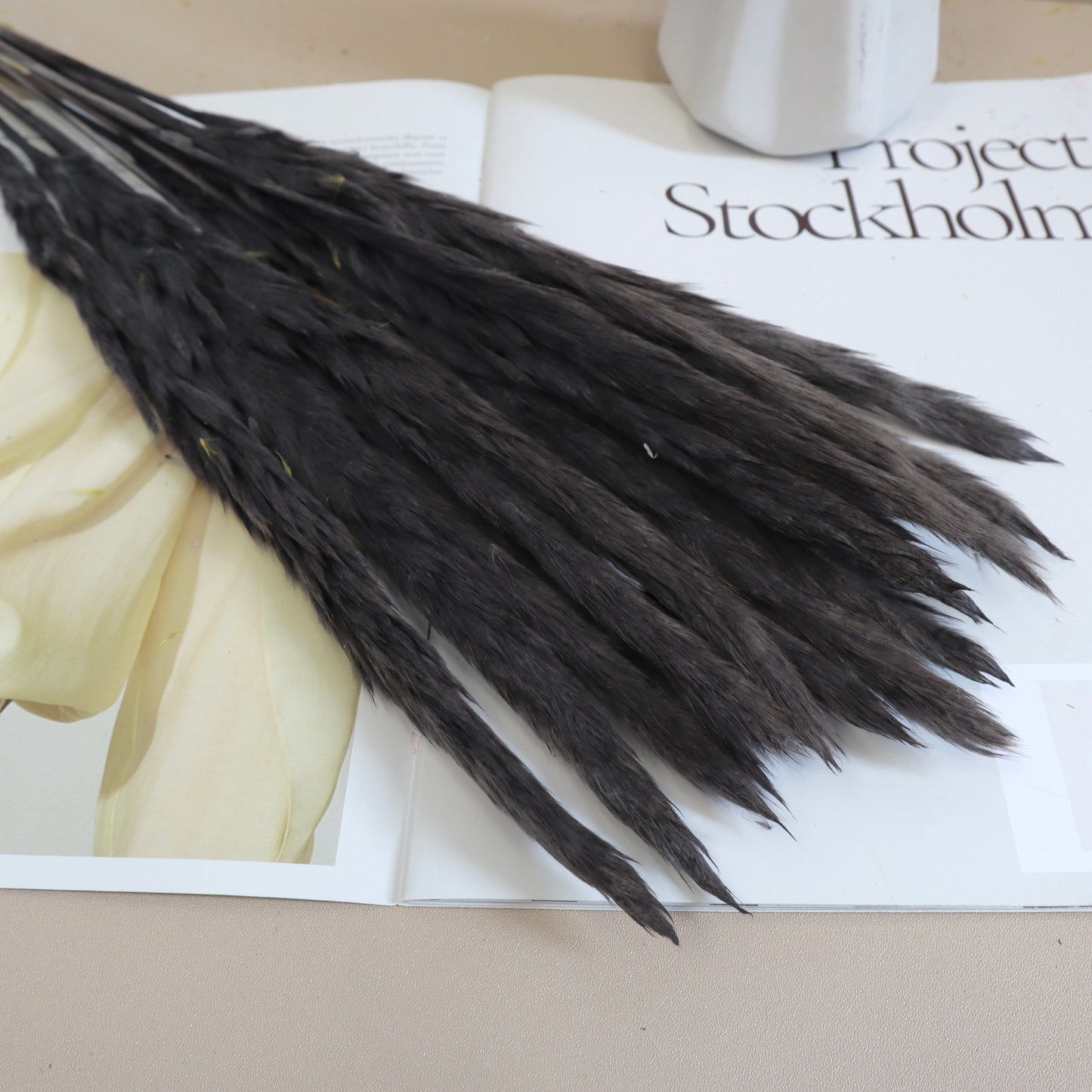 Fluffy Stick Slim Charcoal